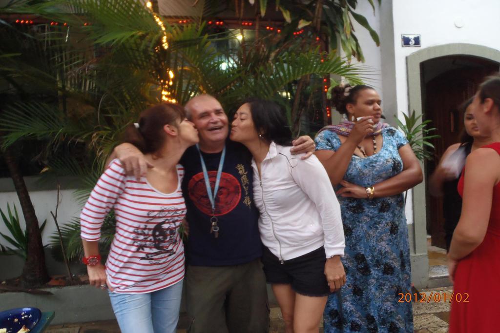 Acomodação com café da manhã  Habitation A Copacabana *